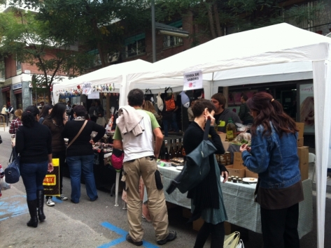 Comercio en la Calle Dante Alighieri